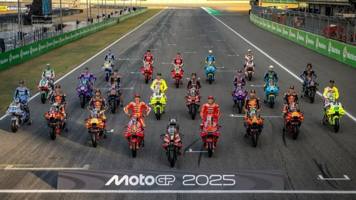 Dorna menolak usulan tim satelit MotoGP mendapat status setara tim pabrikan. Masa depan MotoGP 2027 masih penuh negosiasi.(Pinterest)