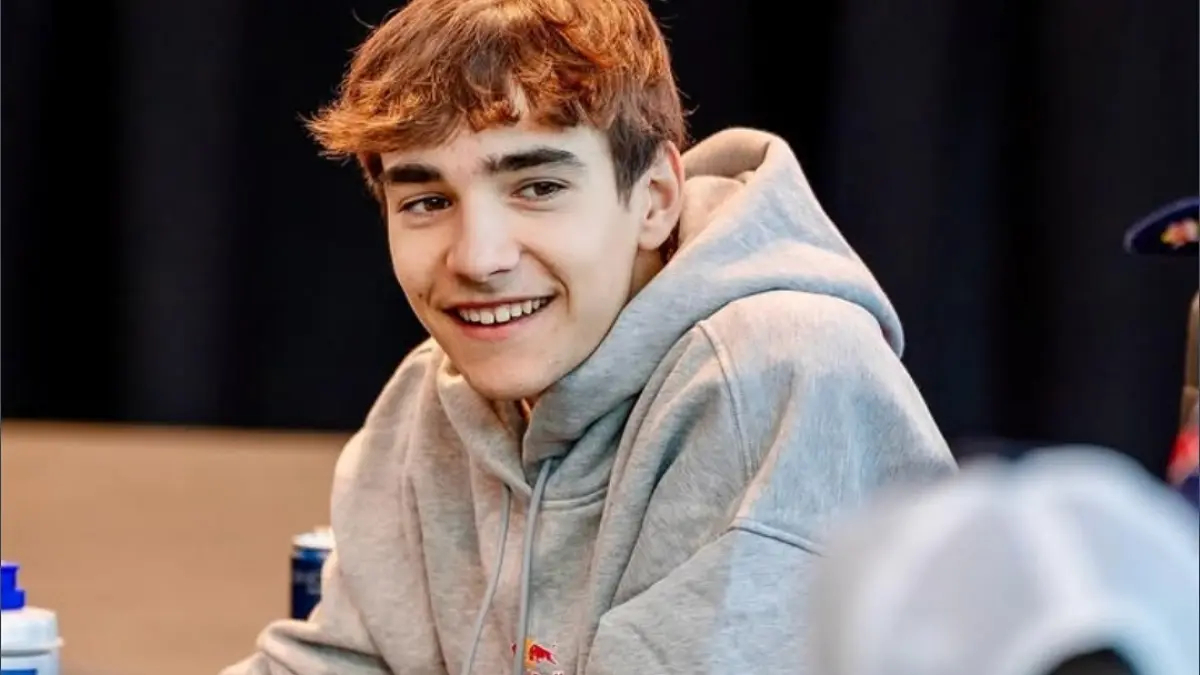 Feda Ega Pratama puncaki klasemen rookie Moto3 2026! Brian Uriarte kena diskualifikasi berat. Simak update peta persaingan juara dunia di sini!