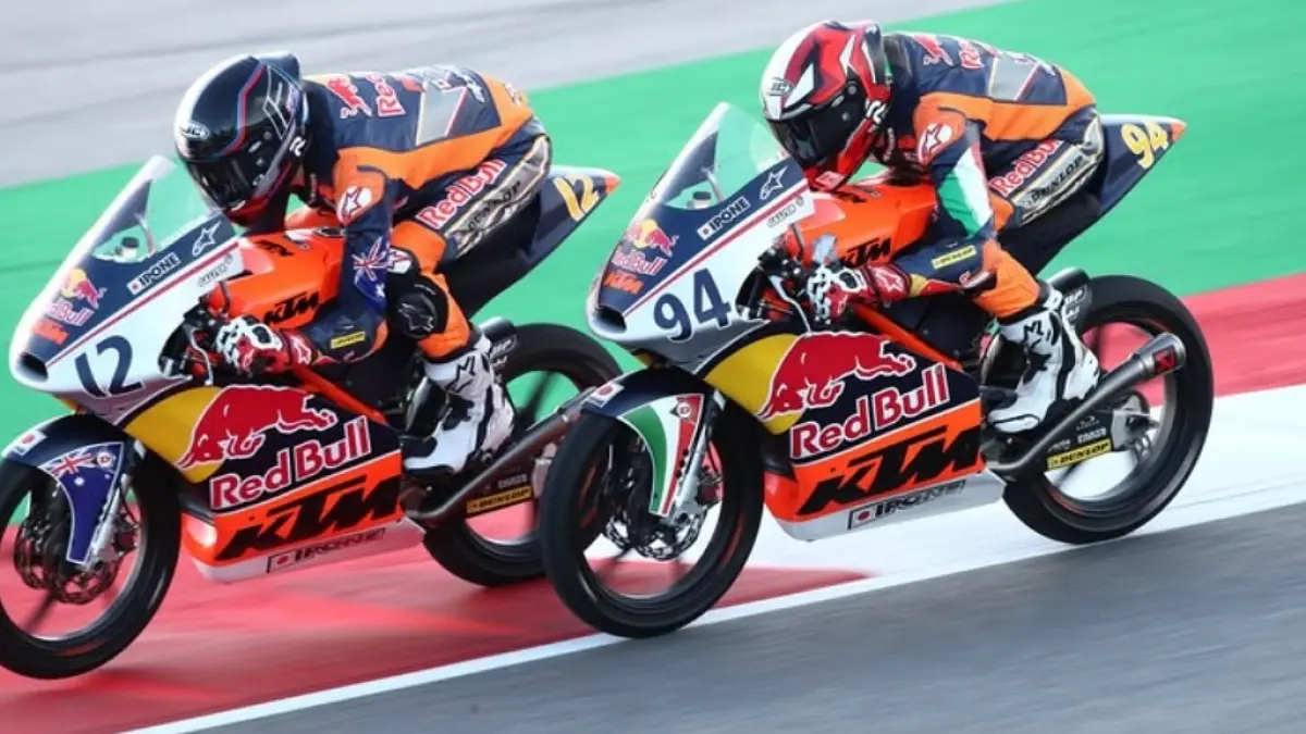 Kabar pencabutan podium Hakim Danis di Moto3 2026 ternyata hoaks. Jangan termakan narasi palsu! Simak klarifikasi dan cara cek berita balap yang valid.