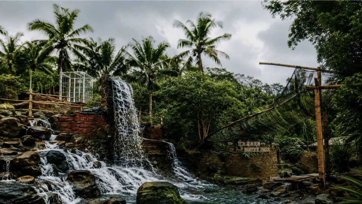 Cari ide liburan? Simak daftar 13 wisata terbaru di Malang yang lagi hits dan Instagramable, cocok untuk healing dan seru-seruan bareng keluarga!