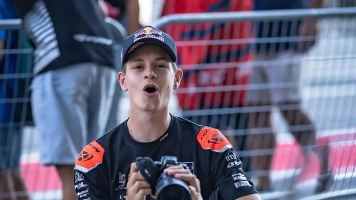 Guido Pini mendapat dukungan ratusan fans jelang Moto3 2026 dan bertekad meraih hasil lebih baik setelah musim debutnya.(Gemini AI)
