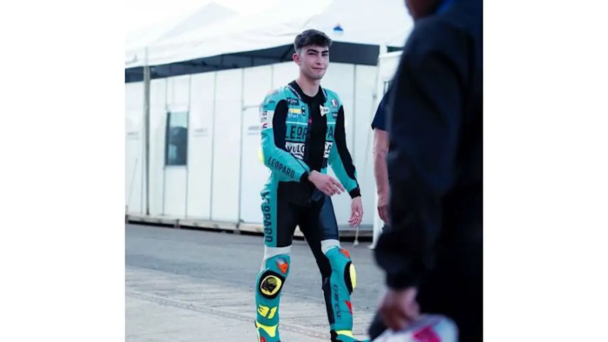 Adrian Fernandez didiskualifikasi 6 balapan Moto3 2026. Feda Ega Pratama meroket ke posisi 3 klasemen dunia.(pinterest)