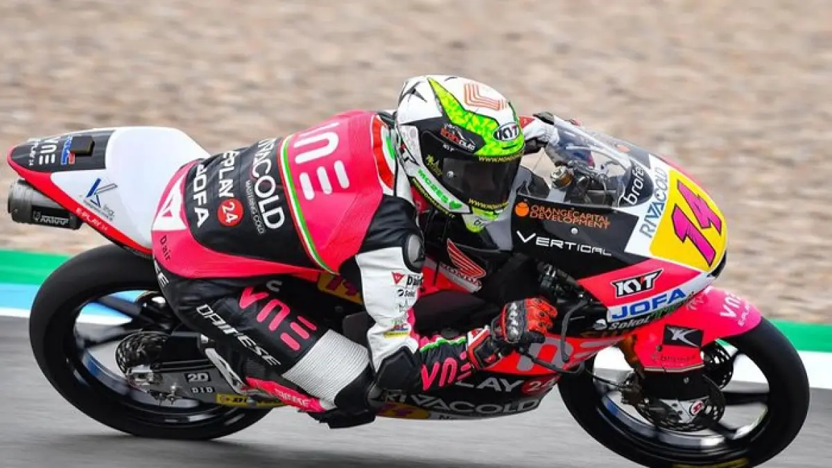 Aturan Red Flag Moto3 Hungaria jadi sorotan. Feda Ega Pratama finis P16 dan bertahan di posisi 6 klasemen dunia. (Pinterest) 