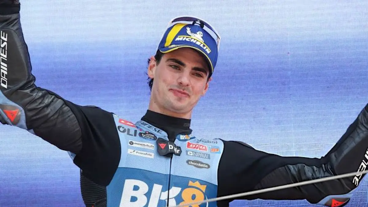 Feda Ega Pratama finis P16 Moto3 Hungaria. Simak alasan Brian Uriarte tetap mendapat poin meski terlibat crash dan red flag.(pinterest)