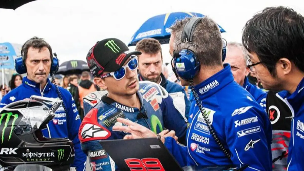 Moto3 Ceko 2026 hadir dengan jadwal siaran langsung dan klasemen terbaru. Veda Ega Pratama incar papan atas.(Pinterest)