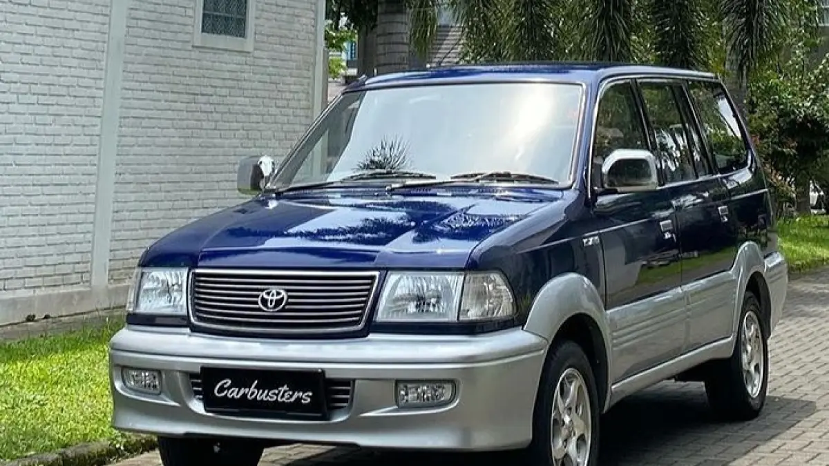 4 mobil bekas MPV Rp100 jutaan paling layak dibeli pada 2026, mulai Toyota Avanza, Innova Barong, Suzuki Ertiga hingga Xpander. (Pinterest) 
