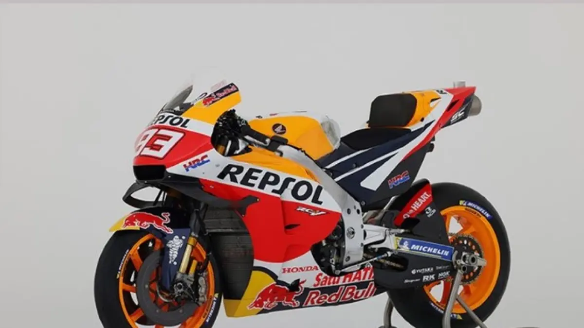 Intip spesifikasi ngeri motor honda moto3 2026 NSF250RW tunggangan Veda Ega Pratama yang sukses sabet podium ketiga di Buriram Thailand! (PINTEREST)