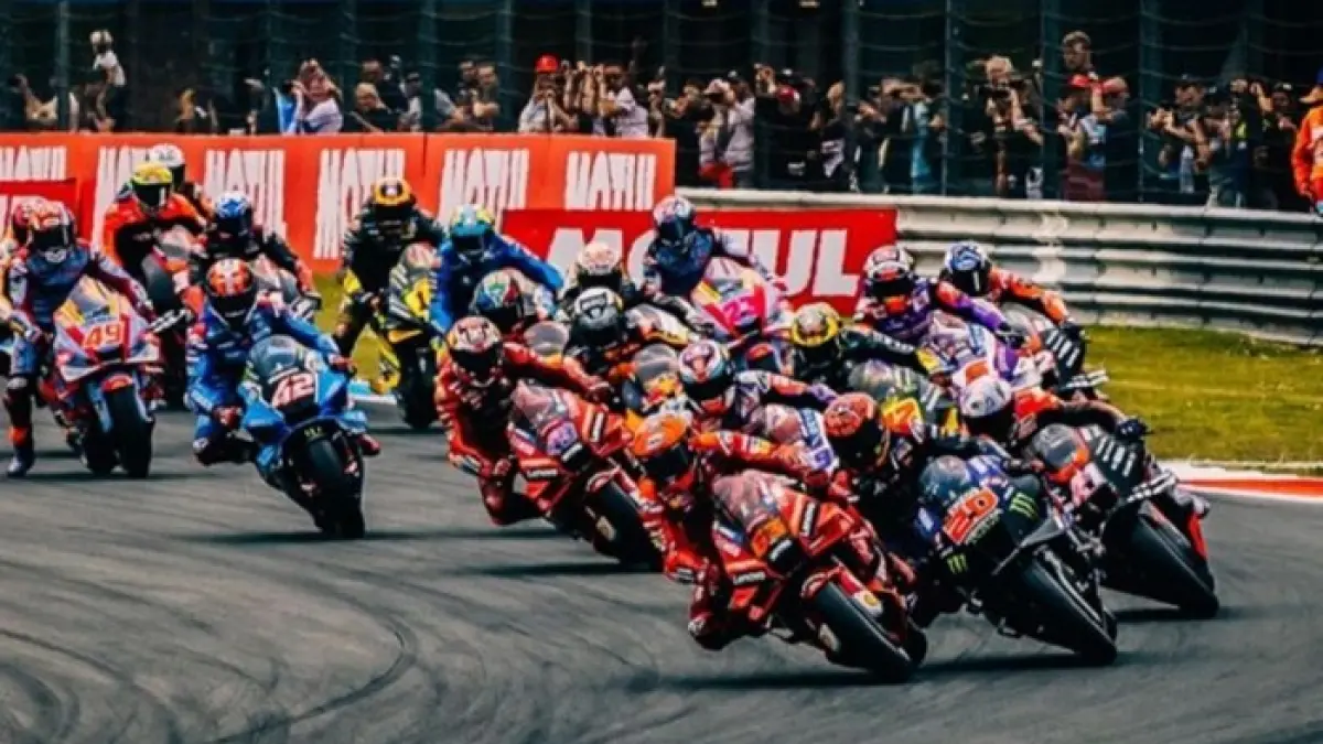 Klasemen Moto3 2026 terbaru usai FP1 seri ke-9, Hakim Danis tercepat dan Fadillah Ega Pratama tempel lima besar. (PINTEREST)