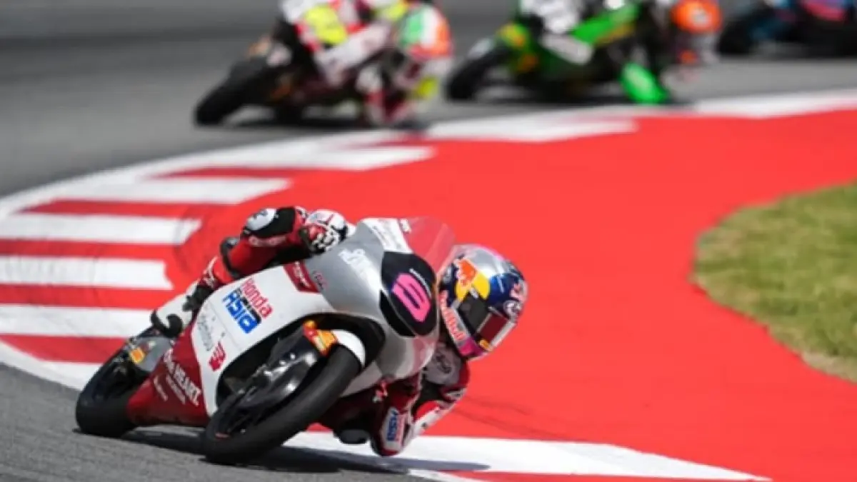 Veda Ega Pratama mendapat perhatian khusus HRC Jepang usai Moto3 Catalunya 2026. Honda evaluasi total jelang GP Italia.(Pinterest) 