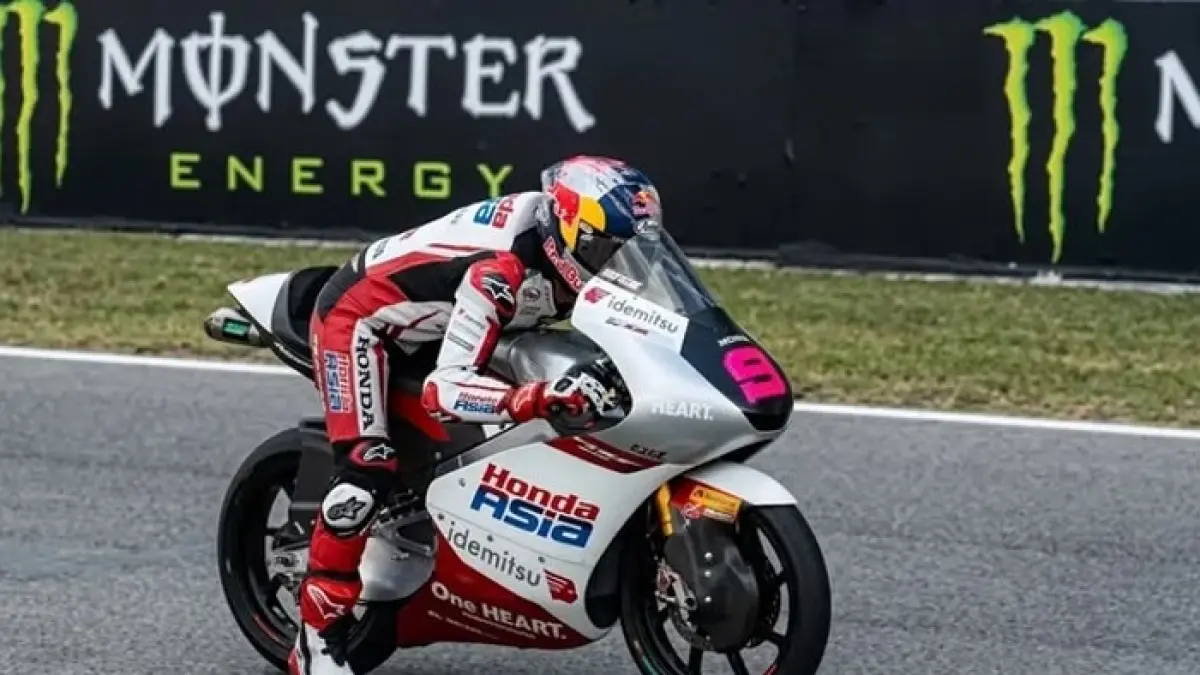 Rumor sponsor raksasa untuk Veda Ega Pratama mencuat jelang Moto3 Ceko 2026. Popularitas pembalap Indonesia terus meningkat.(Gemini AI)
