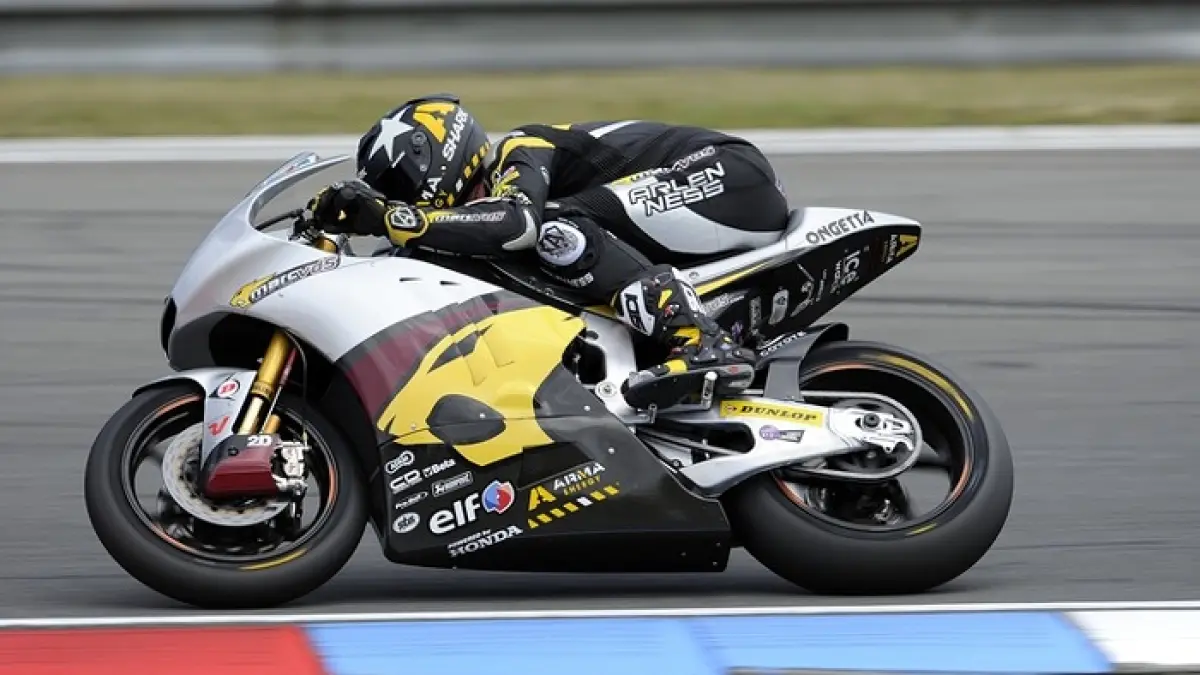 Veda Ega Pratama Moto3 2026 cepat di tes Austria, ungguli Fernandez dan Almansa, HRC siapkan upgrade mesin.
(Gemini AI)