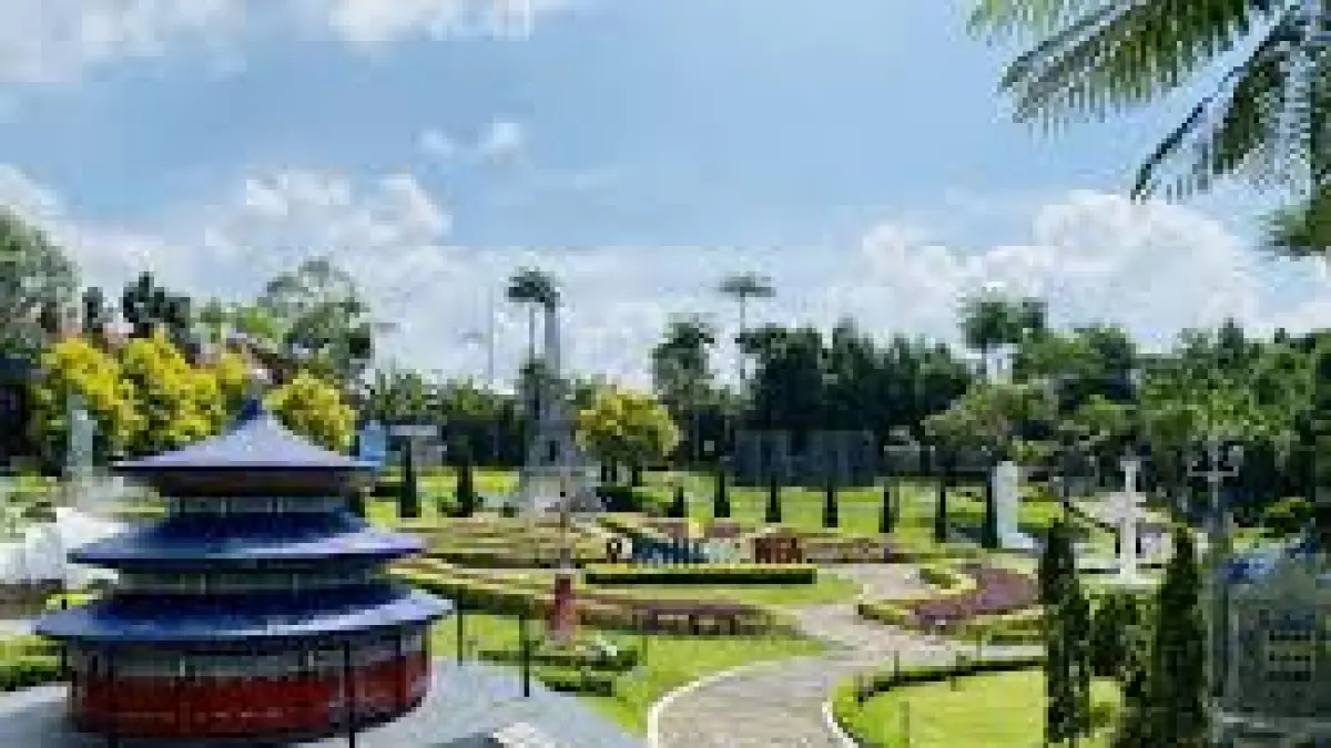 Cari rekomendasi wisata keluarga murah di Semarang? Simak 10 destinasi hits, estetik, dan edukatif yang ramah di kantong untuk liburan Anda tahun ini!