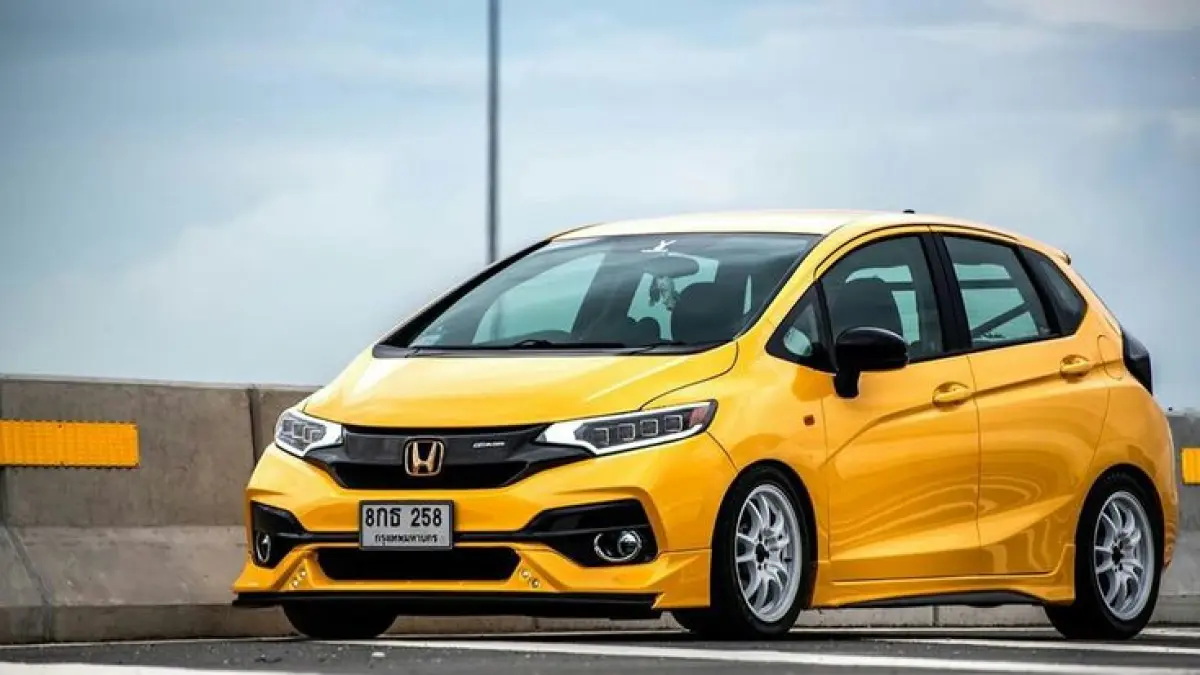 Honda Brio dari masa ke masa menunjukkan perjalanan panjang city car favorit Indonesia.(Pinterest)