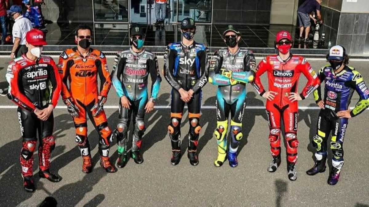 Feda Ega Pratama tetap memimpin klasemen rookie Moto3 2026 meski gagal finis di Amerika. Brian Uriarte terus membayangi. (Pinterest) 