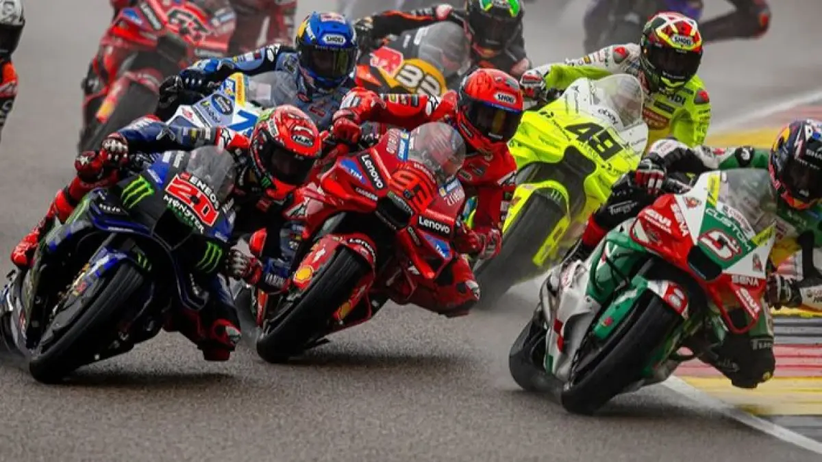 Hasil Moto3 Ceko 2026 menempatkan Feda Ega Pratama di posisi kelima setelah start dari posisi 20. Hakim Danish keluar sebagai juara. (Pinterest) 