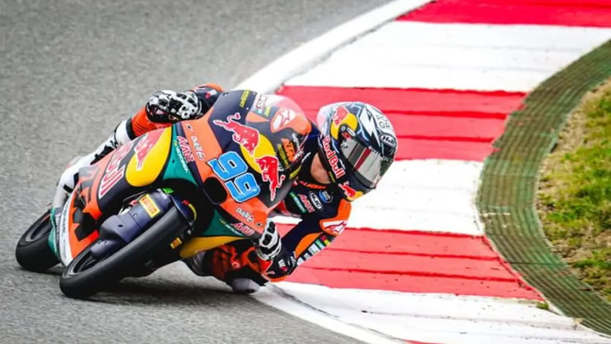 Update kondisi Jose Antonio Rueda dan Noah Dettwiler usai tabrakan horor di Sepang. Salah satu pembalap masih dirawat intensif. (Pinterest) 