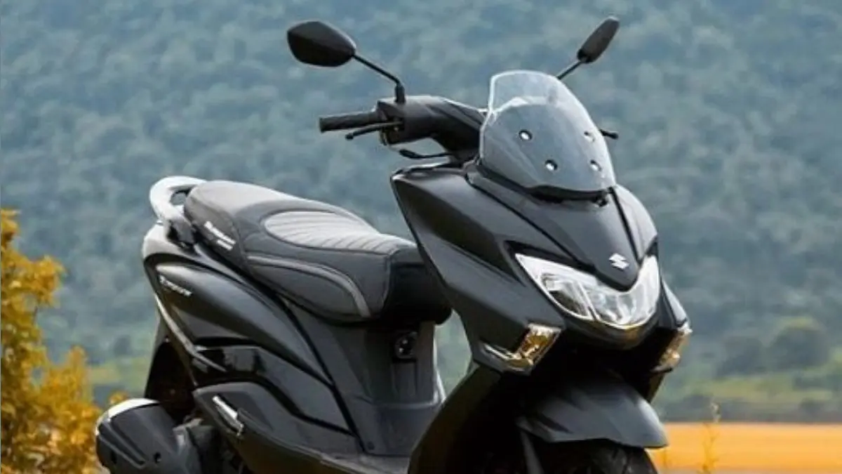 Bedah detail Yamaha NMAX Neo Matte Blue model 2026. Skutik Rp 30 jutaan dengan warna velg Racing Blue dan aksen forged carbon yang mewah!