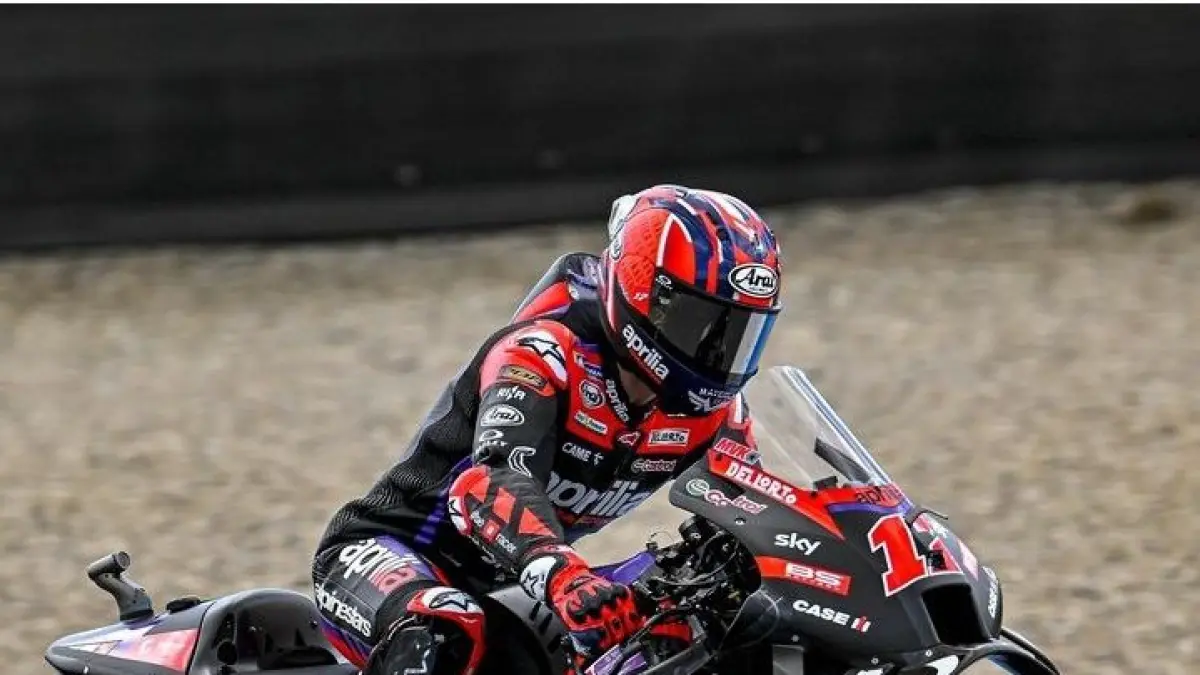 Aprilia Racing menyiapkan strategi baru dan pengembangan motor demi kembali bersaing di papan atas MotoGP musim ini.
