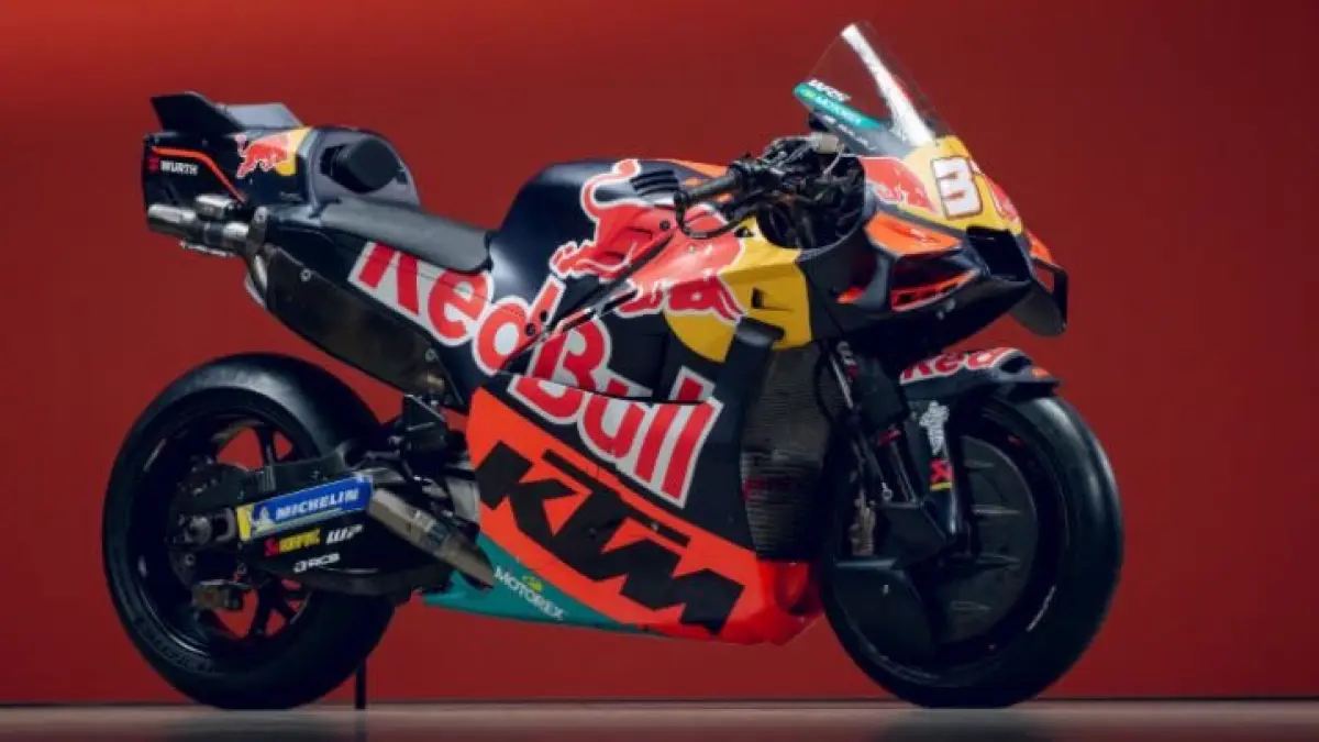 Red Bull KTM Factory Racing fokus mengembangkan RC16 dan menyusun strategi baru demi meningkatkan performa di MotoGP 2026.