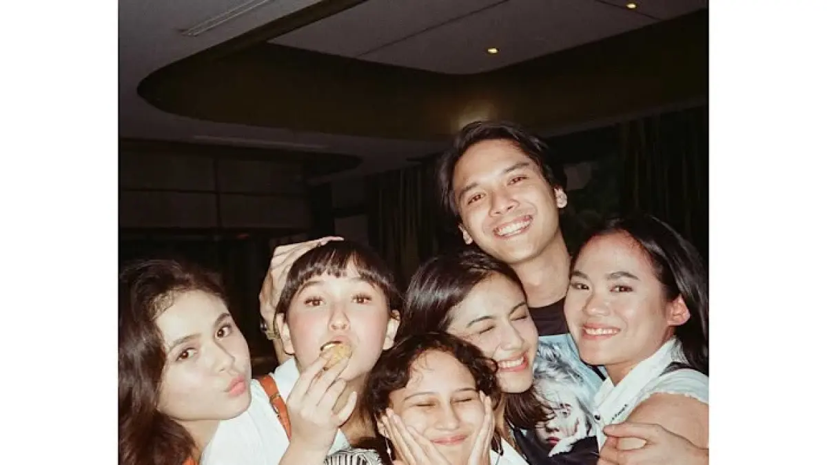 Kisah asmara King Nassar kandas, sementara Happy Asmara dan Gilga Sahid rayakan anniversary unik lewat fenomena Trenggalek Njenggelek.(pinterest)