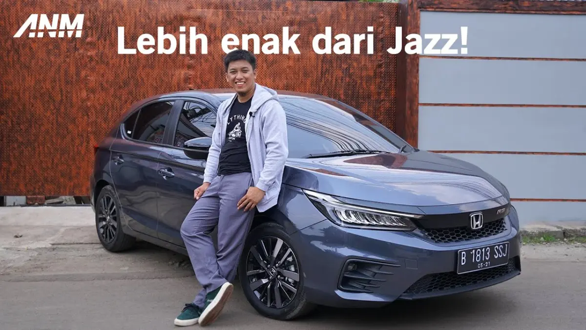 Honda City Hatchback RS menawarkan kabin lega, suspensi nyaman, fitur modern, dan handling khas Honda. Simak kelebihan serta kekurangannya. (Youtube. com)
