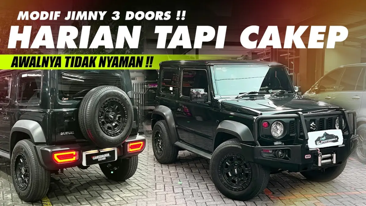 Modifikasi Suzuki Jimny 3 Door tampil lebih mewah dengan interior full black, audio premium, Apple CarPlay wireless, dan peredam tiga lapis. (Youtube. com)