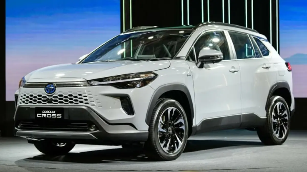 Mobil keluarga hybrid paling irit 2026 hadir dengan pilihan Toyota Innova Zenix Hybrid, Yaris Cross, Honda CR-V Hybrid hingga Corolla Cross Hybrid (Pinterest).
