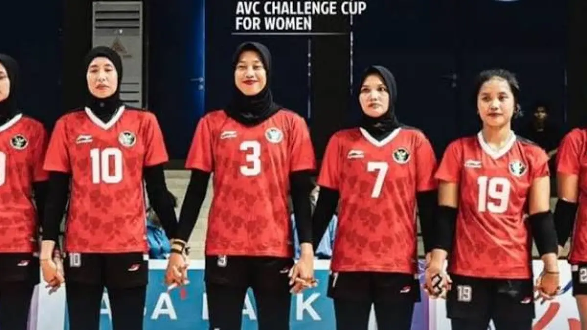 Blokade maut Chelsea Nur Utomo dan ketenangan pemain voli putri Indonesia terbaru di poin kritis sukses patahkan perlawanan sengit Hong Kong.