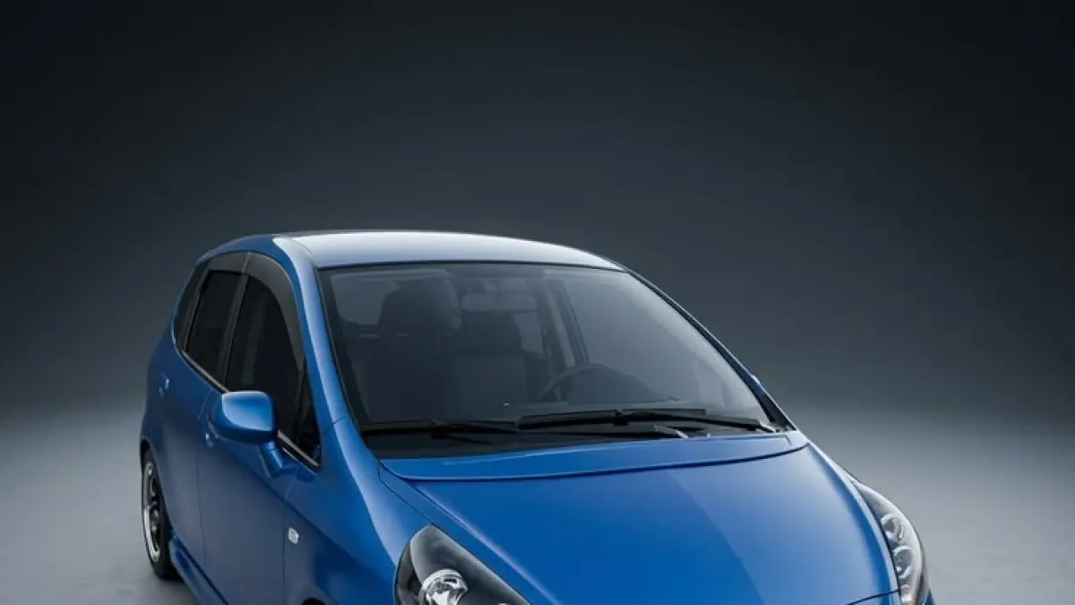 Modifikasi Honda Jazz GE8 bergaya simple racing look ini tampil sporty hanya dengan ubahan sederhana pada kaki-kaki, interior, dan performa mesin. (Youtube. com)