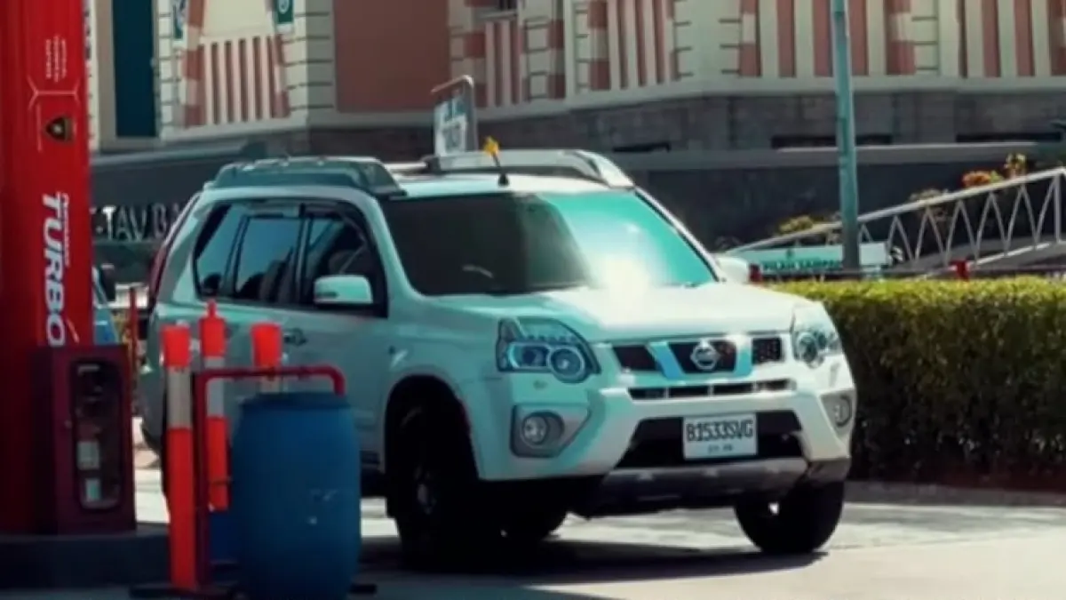 Cari mobil keluarga tangguh? Cek 5 rekomendasi SUV di bawah 100 juta ini. Ada CR-V, Grand Vitara, hingga Captiva Diesel yang nyaman dan bandel buat harian! (Screenshot Youtube)