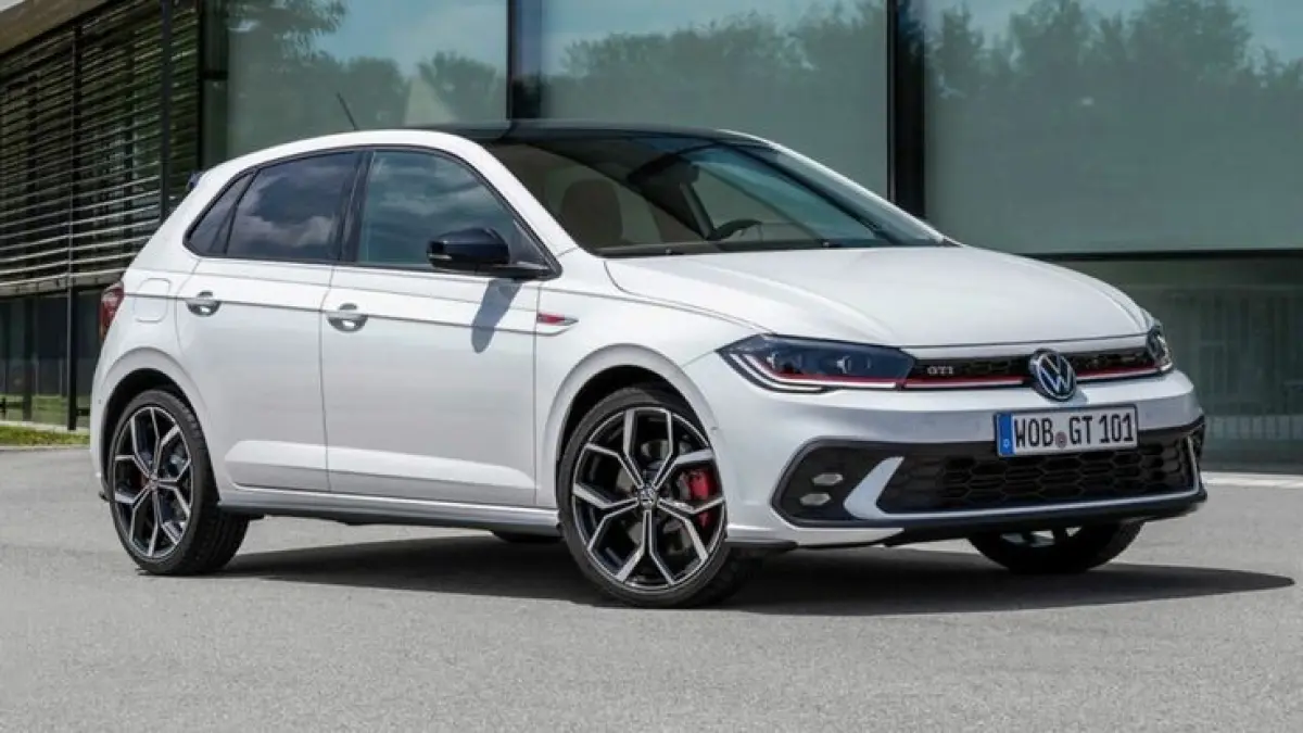 Volkswagen Polo 1.2 TSI modifikasi viral tampil OEM look dengan tenaga 140 HP hasil remap, lengkap dengan ubahan eksterior dan performa (Pinterest).