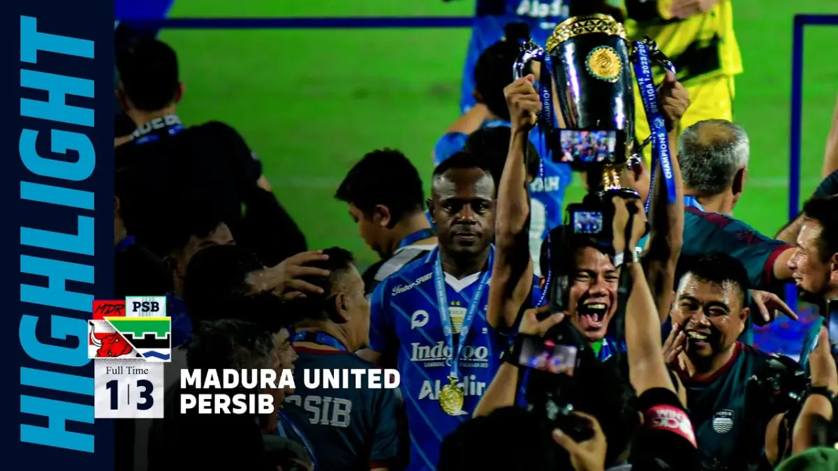  Persib Bandung juara Liga 1 setelah membantai Madura United dengan agregat 6-1 di Stadion Gelora Bangkalan. Bojan Hodak cetak sejarah baru!