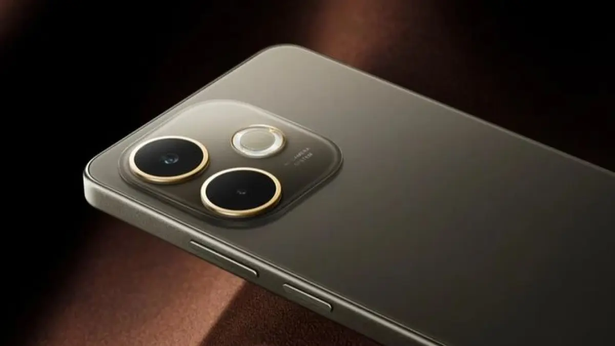 Review Oppo A5 Pro 5G mengulas keunggulan triple IP rating, MIL-STD-810H, baterai 5.800 mAh, fitur AI, serta kekurangan yang perlu diperhatikan (Pinterest).