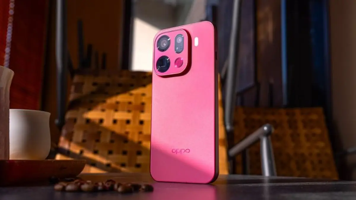 Review Oppo Find X9 Pro menghadirkan baterai 7.500 mAh, kamera Hasselblad, Dimensity 9500, serta fitur berbagi file ke iPhone (Pinterest).