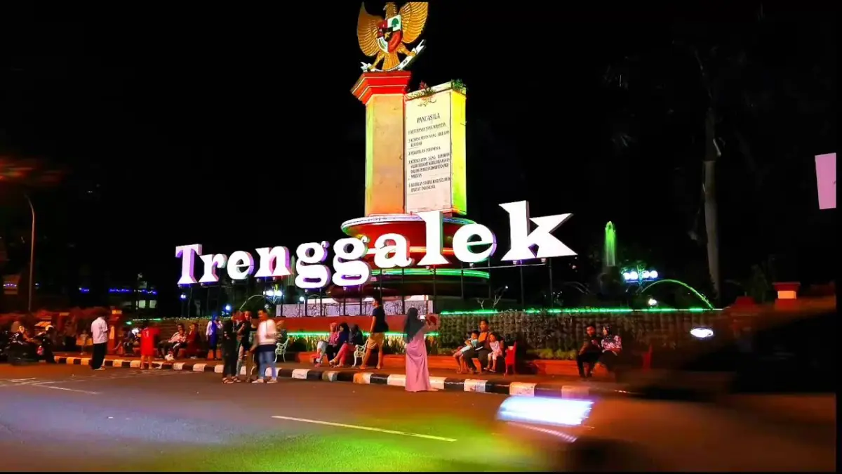 Legenda asal usul Trenggalek mengisahkan Menak Sopal, Bendungan Bagong, dan perubahan kata Teranging Penggalih yang menjadi nama Trenggalek (Pinterest).