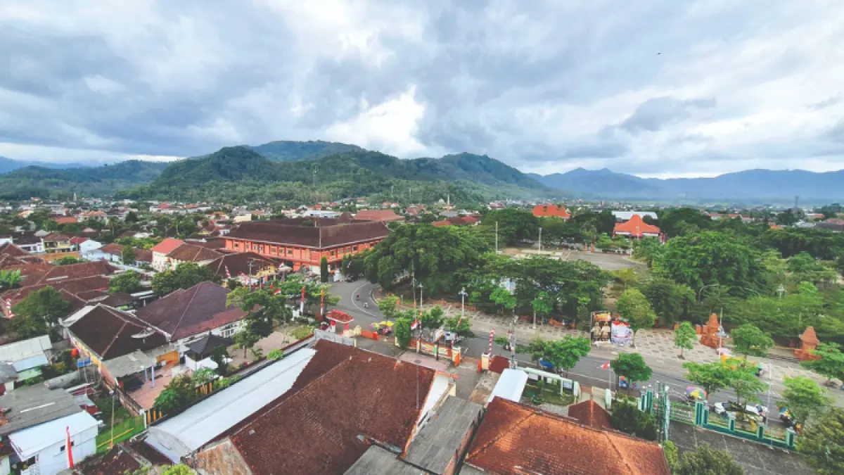 MASIH LONGGAR: Tingkat kepemilikan rumah dan jumlah keluarga di Trenggalek tak berimbang.(DR PERDANA/RADAR TRENGGALEK)
