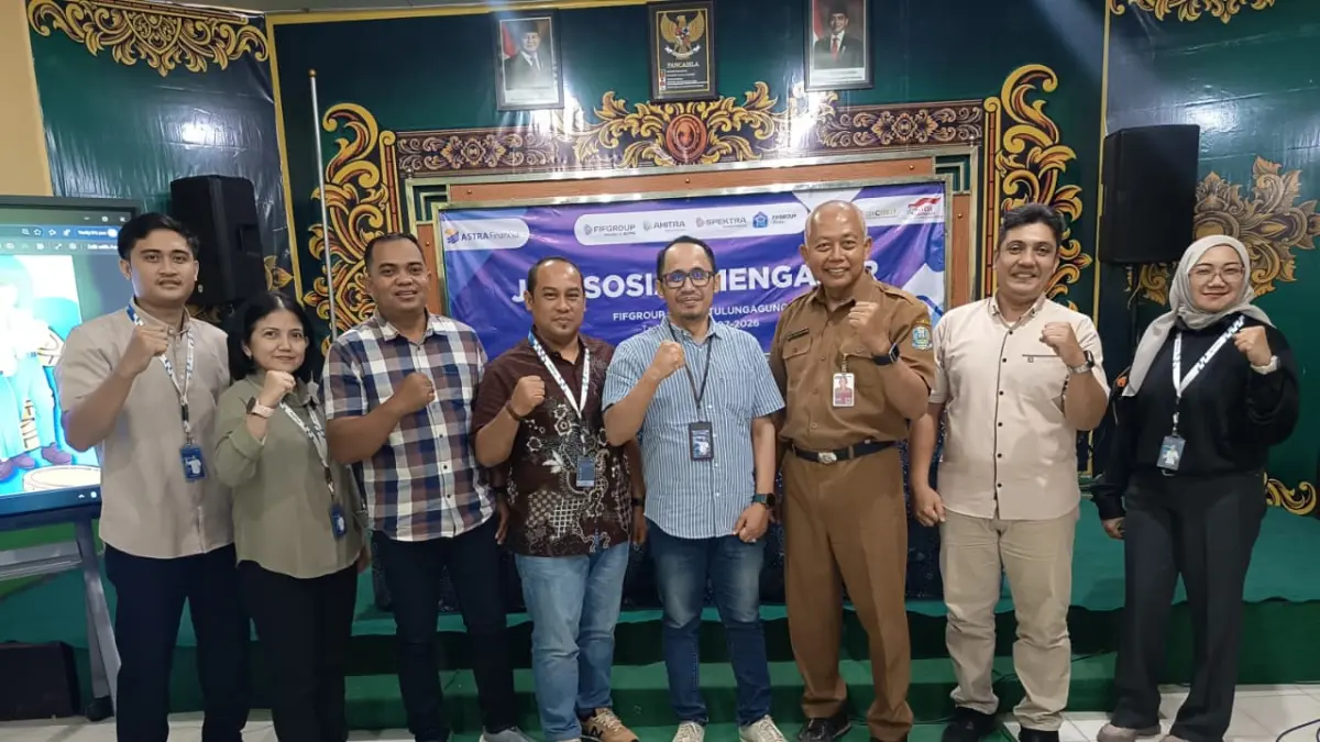 FIFGROUP Tulungagung edukasi 250 siswa SMAN 1 Karangan melalui program Jam Sosial Mengajar literasi keuangan berkualitas.