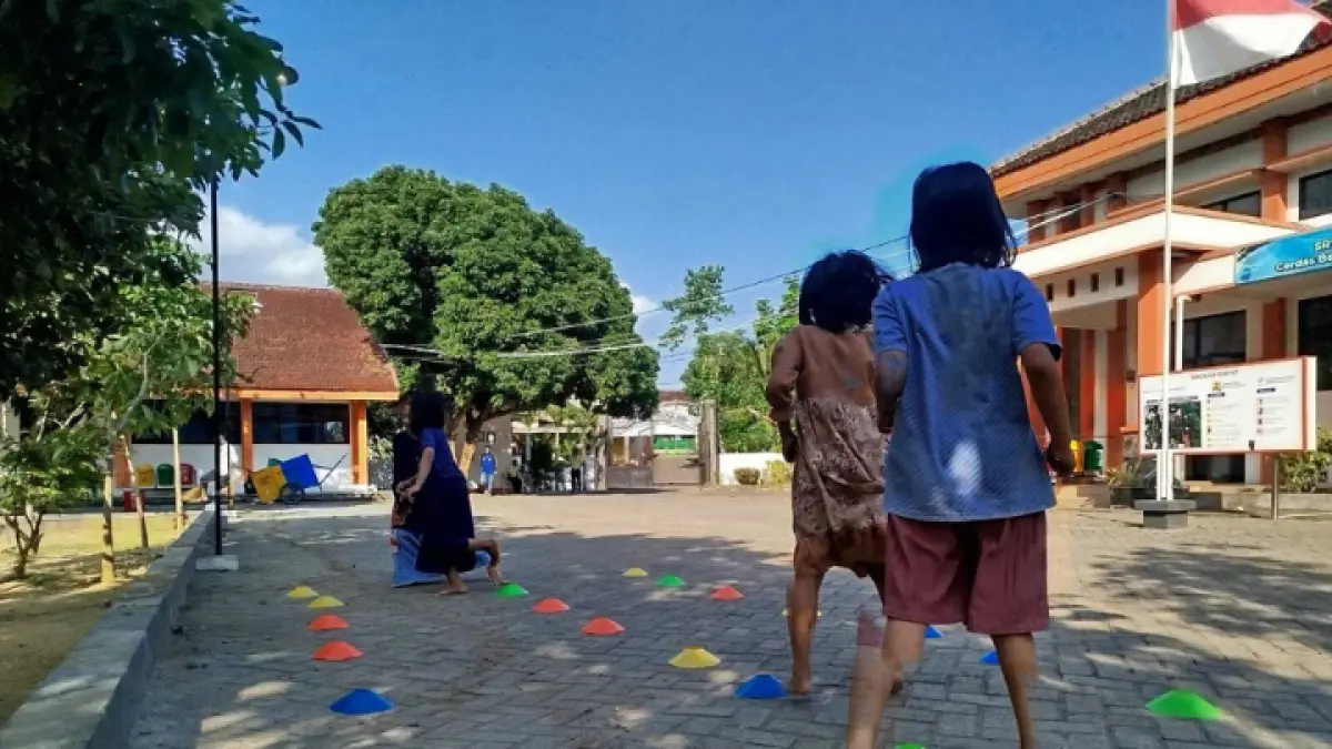 Hasil verifikasi lapangan tim Sekolah Rakyat Trenggalek temukan 46 calon siswa tak sesuai desil.
