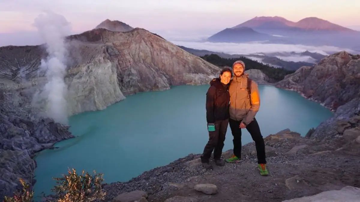 15 tempat wisata Banyuwangi paling populer, mulai Kawah Ijen, Baluran National Park, Pulau Merah, Green Bay hingga Bangsring Underwater (Pinterest).