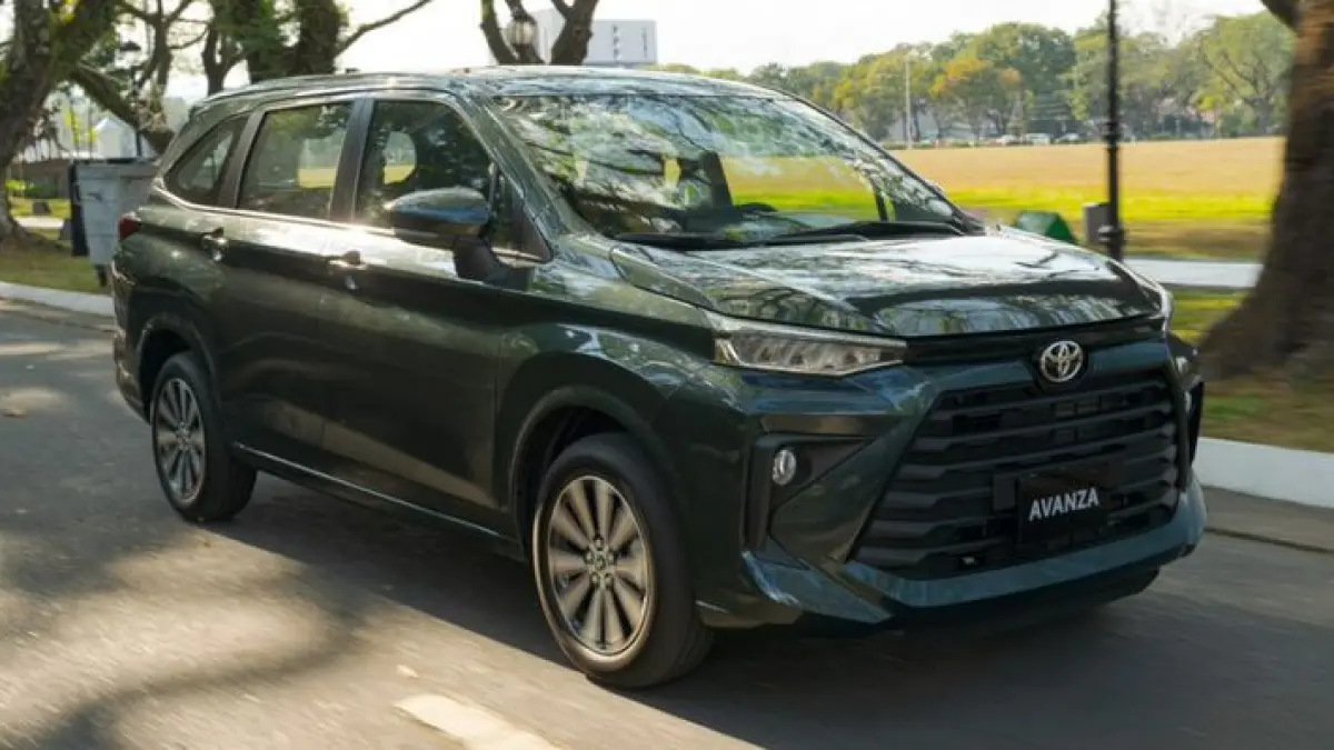 Mobil bekas yang masih layak dibeli tahun 2026, mulai Toyota Avanza, Xpander, Rush, Brio hingga Innova Reborn. Simak rekomendasi dan tips membelinya (Pinterest).