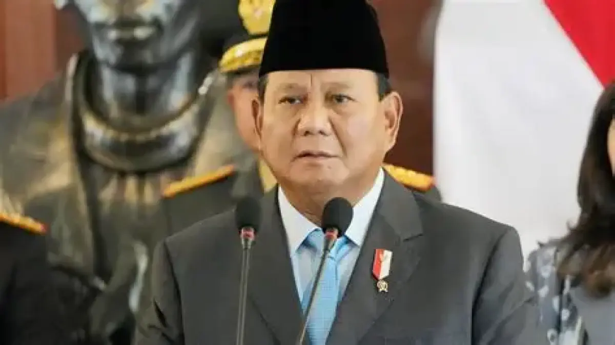 Pidato Prabowo menyoroti media, LSM, isu Indonesia collapse, hingga perbaikan 67.000 sekolah. Simak isi lengkap pernyataannya (Pinterest).