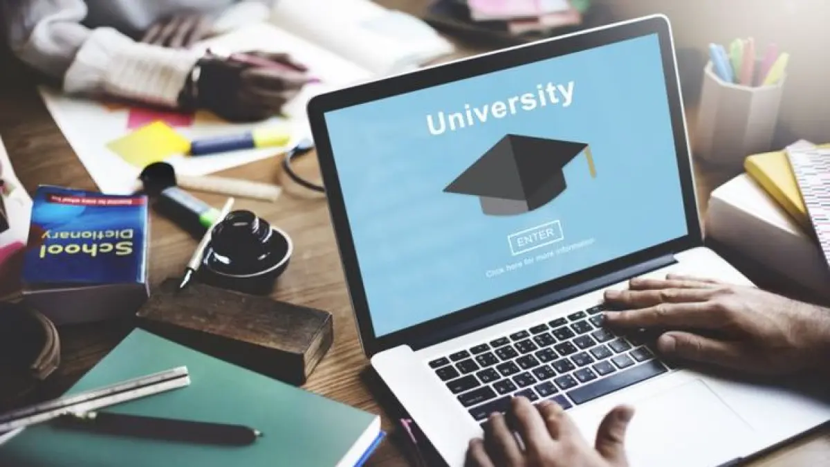 Rekomendasi laptop mahasiswa 2026 terbaik mulai Rp5 jutaan. Simak 5 pilihan laptop untuk kuliah dengan performa kencang, baterai awet, dan spesifikasi terbaik di kelasnya (Pinterest).