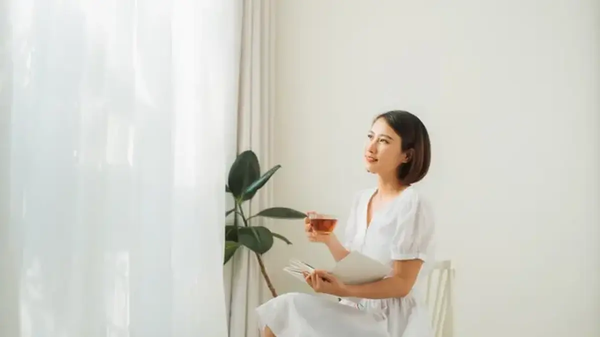 Hidup minimalis tidak harus ekstrem. Simak 7 prinsip sederhana agar keuangan lebih tenang, pengeluaran terkendali, dan hidup tetap nyaman tanpa banyak larangan (Pinterest).