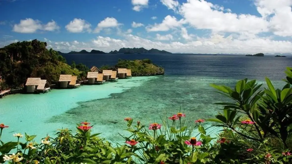 Tempat wisata Jawa Tengah menawarkan destinasi terbaik untuk liburan, mulai Karimunjawa, Dieng, Lawang Sewu, hingga Candi Borobudur yang mendunia (Pinterest).