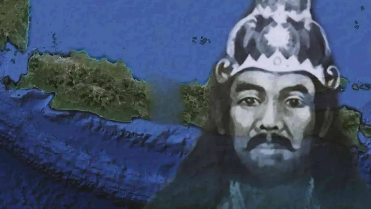 Ramalan Jayabaya Gerhana Kembar 2026 kembali viral. Simak tafsir tentang perang besar, kehancuran bangsa, serta makna simbolik gerhana dalam naskah kuno (Pinterest).