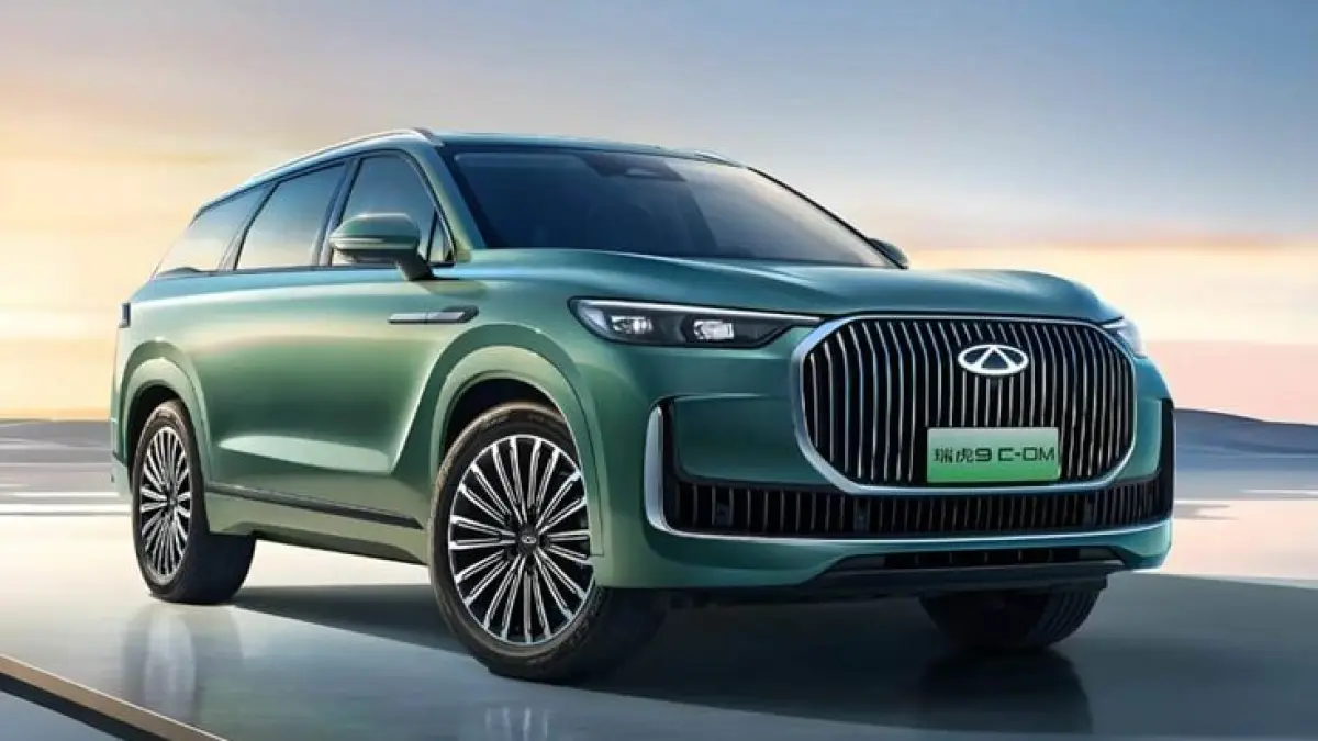 Chery Tiggo 9 CSH 2026 hadir dengan tenaga 395 PS, jarak tempuh hingga 1.400 km, ADAS lengkap, dan interior premium. Simak spesifikasi lengkap SUV PHEV terbaru ini (Pinterest).