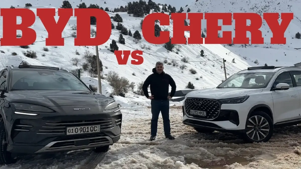 BYD Sealion 6 vs Chery Tiggo 8 Hybrid bersaing ketat di kelas SUV PHEV Rp400 jutaan. Pilih 5-seater halus atau 7-seater bertenaga turbo? Cek spesifikasinya!
