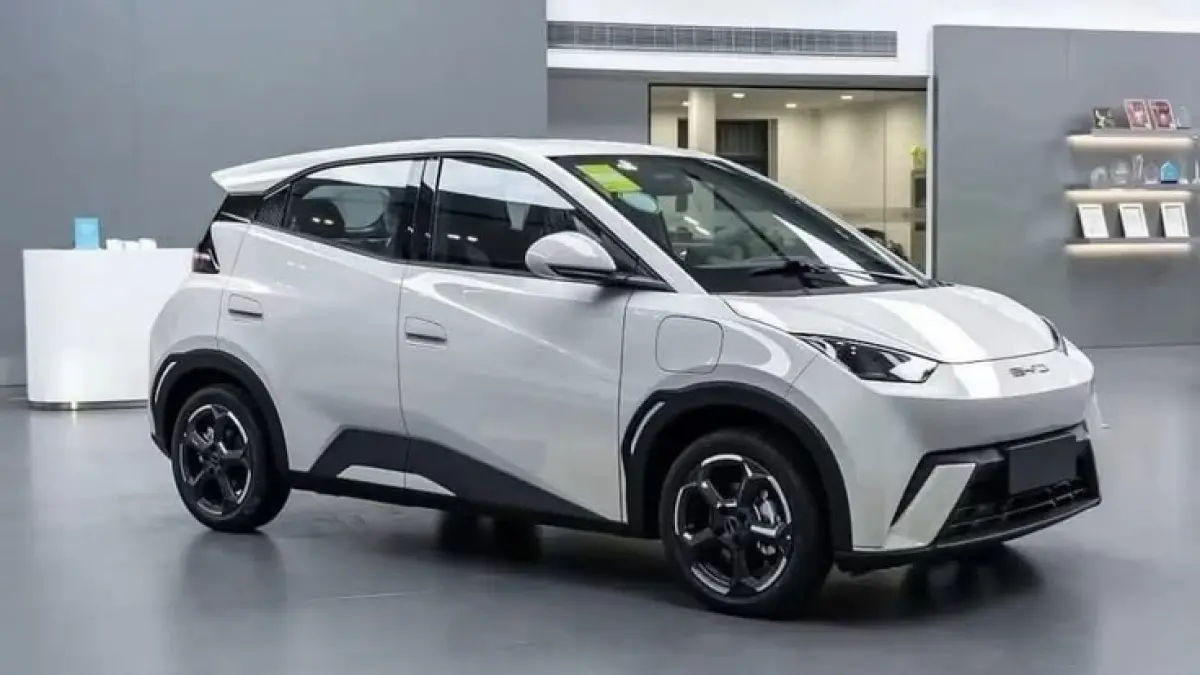 GIIAS 2026 menghadirkan mobil terbang berteknologi hybrid yang menjadi pusat perhatian pengunjung. Simak inovasi kendaraan futuristis dan tren otomotif masa depan di Tangerang (Pinterest).