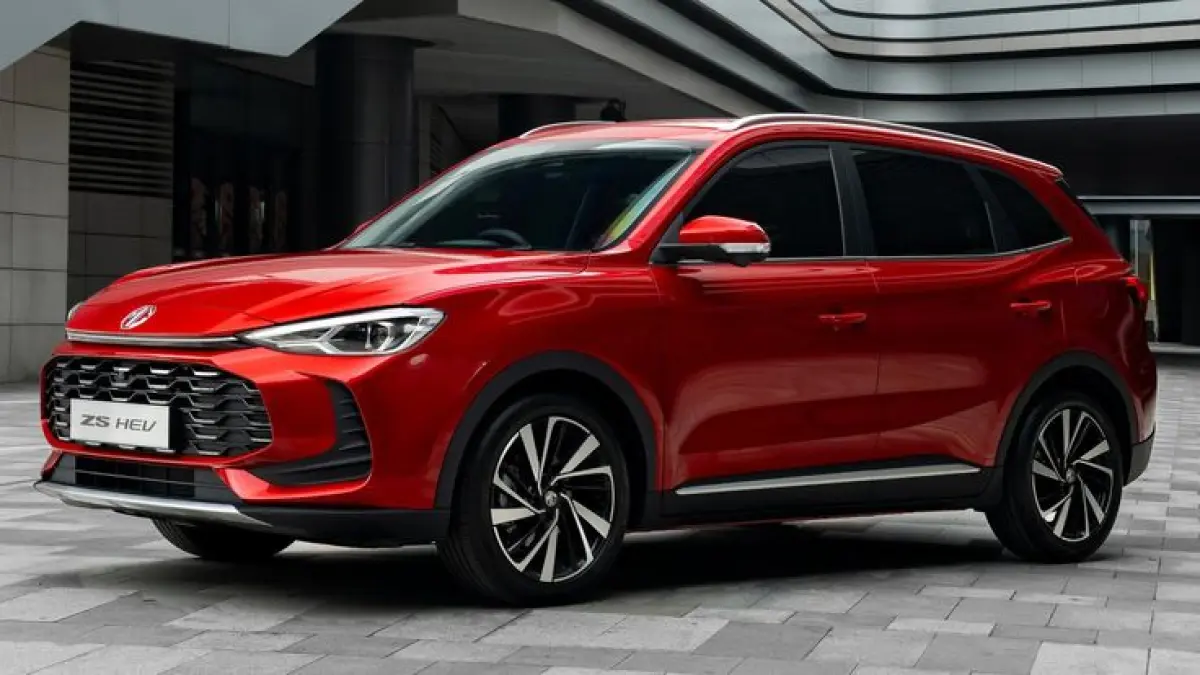 MG ZS Hybrid resmi meluncur di GIIAS 2026 dengan klaim irit 20 km/l, interior futuristis, garansi hingga enam tahun, serta layanan servis resmi bersama Dokter Mobil (Pinterest).