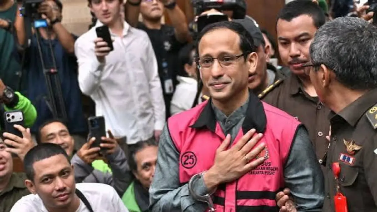 Kasus Nadiem Makarim memasuki babak baru lewat sidang banding di Pengadilan Tipikor Jakarta Pusat. Pihak terdakwa soroti poin kerugian negara dan pemanggilan saksi GoTo.